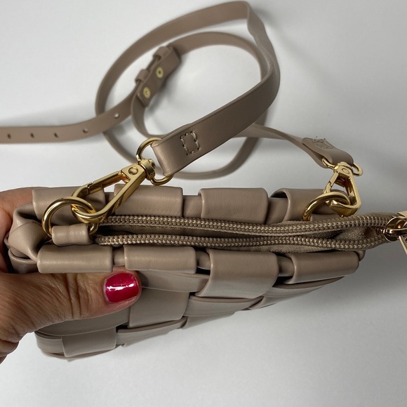 Anthropologie Taupe Lindy Woven Phone Case Crossbody Bag - Picture 5 of 9